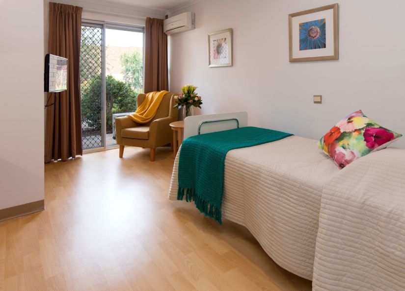 Eldercare Acacia Court Traditional Ensuite room