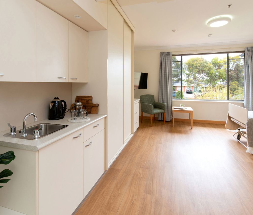 Evanston Park Classic Plus room. Photo for illustrative purposes only.