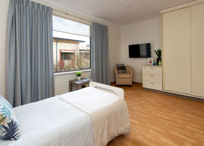 Evanston Park Classic Vista room. Photo for illustrative purposes only.