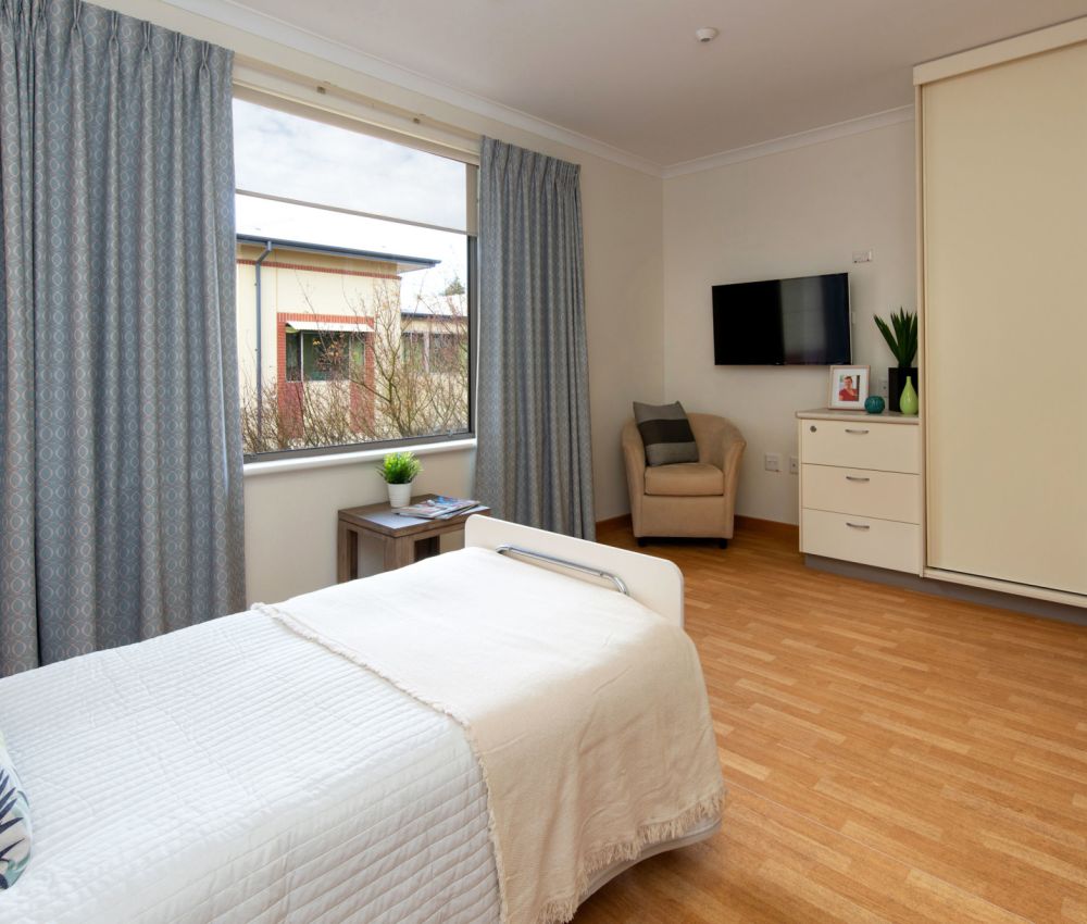 Evanston Park Classic Vista room. Photo for illustrative purposes only.