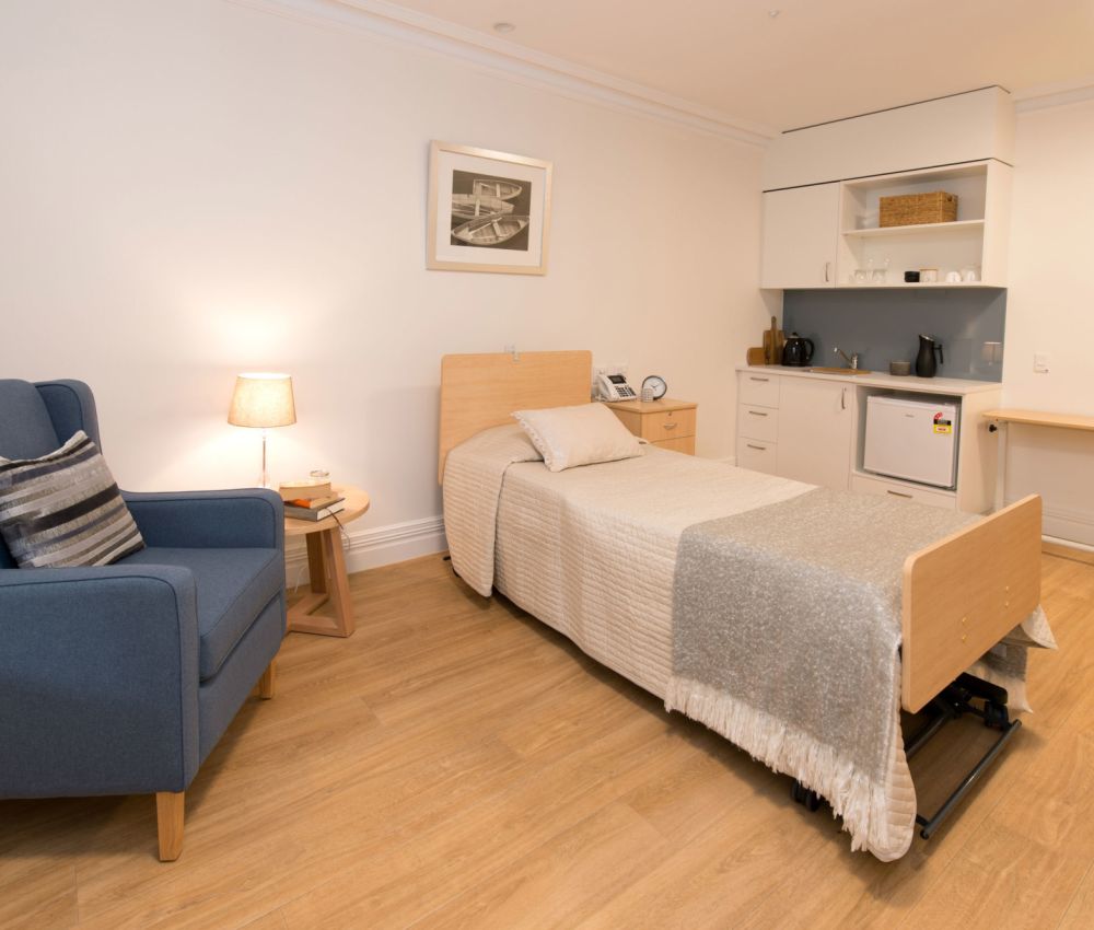 Eldercare Oxford Premium room.