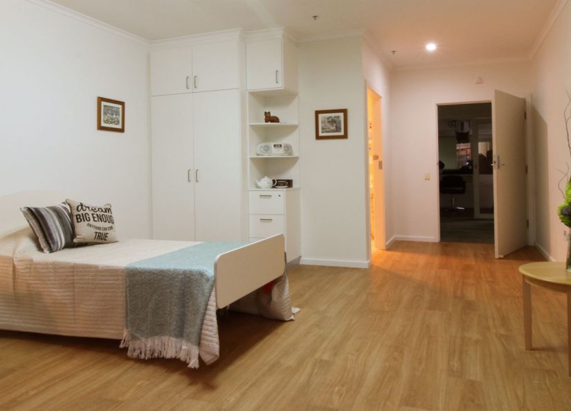 Eldercare Sash Ferguson Classic Vista room