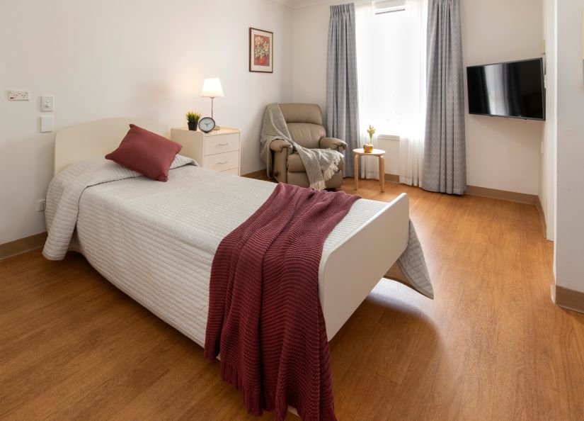 Eldercare Trowbridge House Traditional Ensuite room