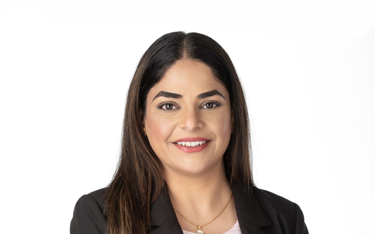 Amanjot Kaur SOM Acacia Court and Oxford web