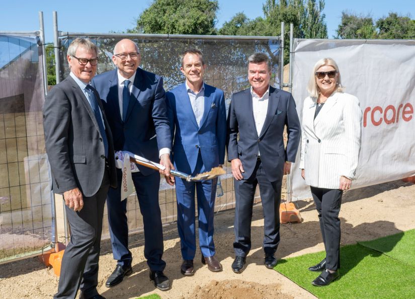 Jane Pickering, Justin Beilby, Hon. David Pisoni, James and Tim Sarah