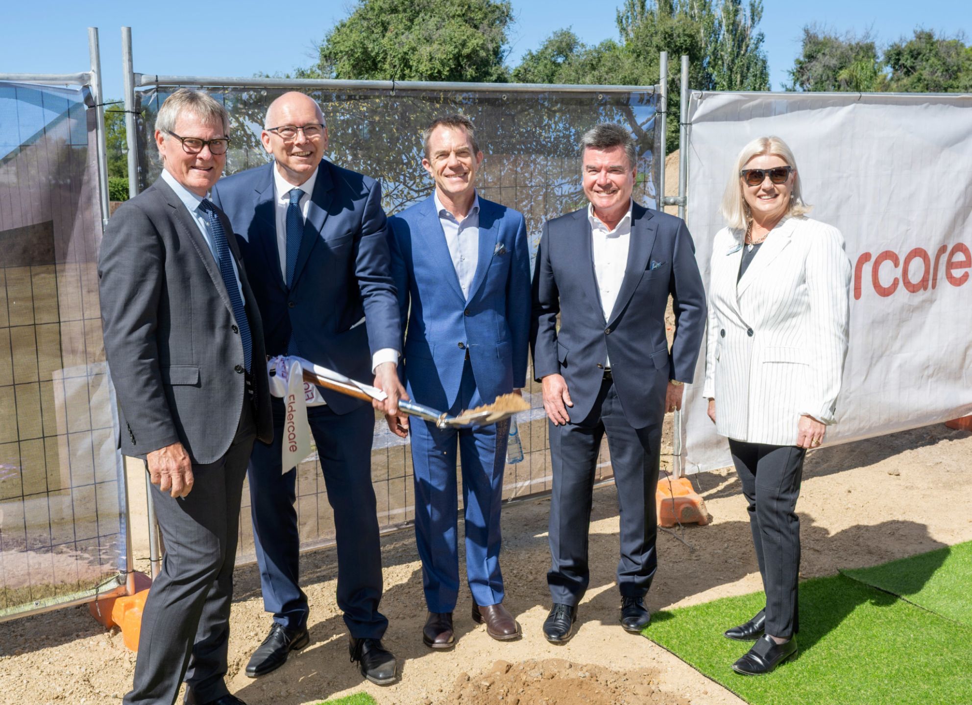 Jane Pickering, Justin Beilby, Hon. David Pisoni, James and Tim Sarah